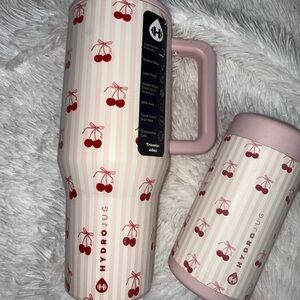 HydroJug Sweet cherries 40 oz traveler and  Can Cooler Set